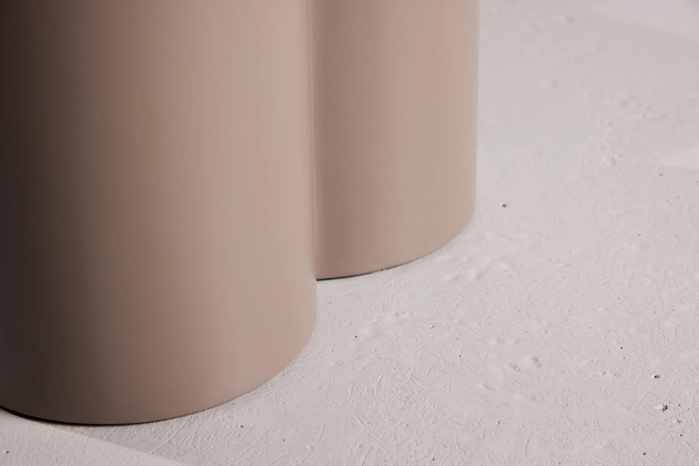 Venture Design Valgomojo stalas Olivia 110 cm tamsiai rudos spalvos MDF