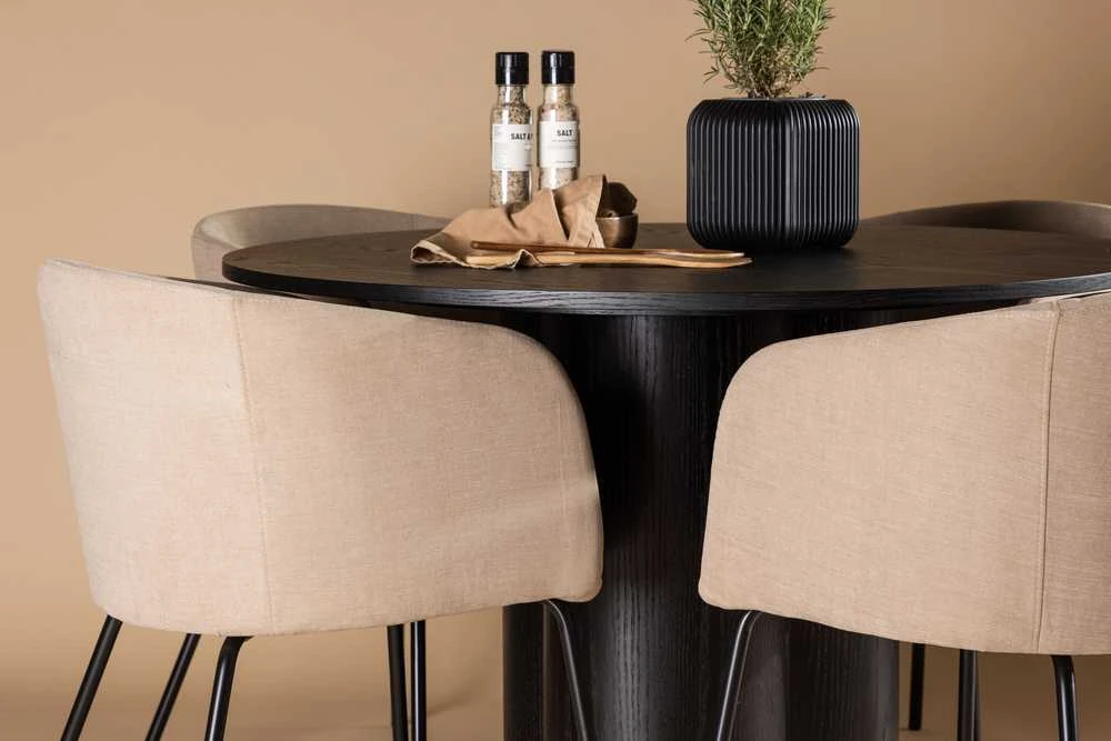 Venture Design Valgomojo stalo ir kėdžių komplektas Olivia valgomojo stalas ir Berit kėdė 110 cm juoda smėlio spalvos audinys