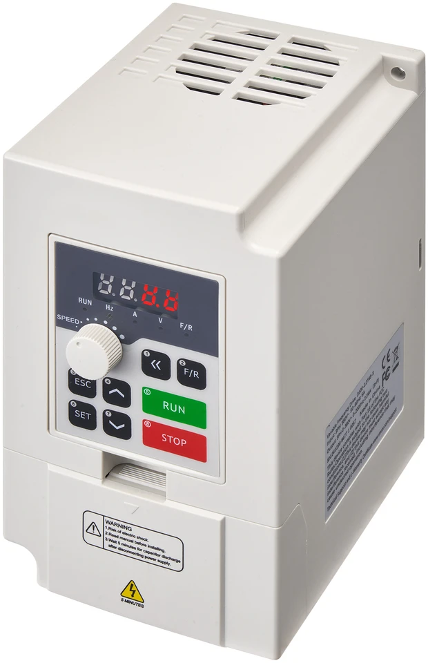 VEVOR Kintamo dažnio pavaros keitiklis 3PH, 2.2KW