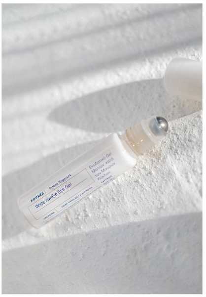 KORRES GREEK YOGHURT WIDE AWAKE paakių želė, 15 ml