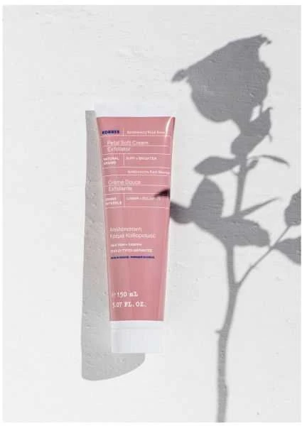 Korres Apothecary Wild Rose Petal Soft kreminis šveitiklis