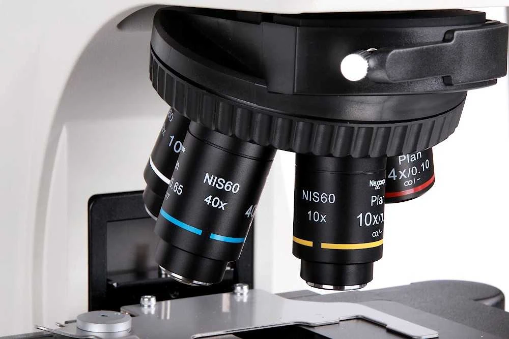 Nexcope NE620 mikroskopas