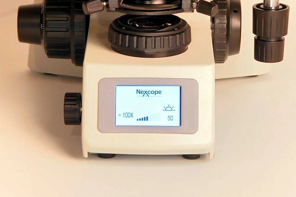 Nexcope NE620 mikroskopas