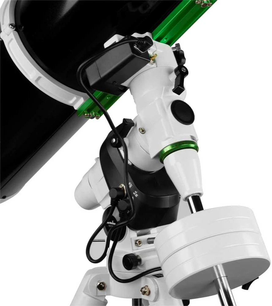 SkyWatcher Sky-Watcher BKP 2001 EQ5 teleskopas su Go-To sistema ir 200/1000 Crayford fokusatoriumi