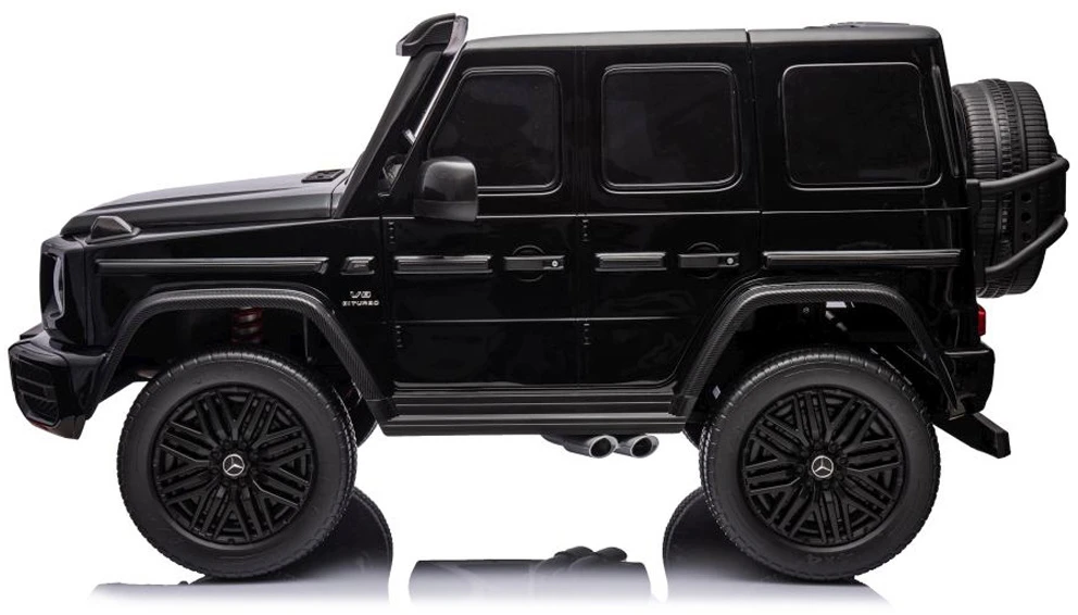 Jokomisiada Baterijomis varomas automobilis Mercedes G klasės 63 AMG 4x4 Panelinis radijas 2 asmenims PA0309