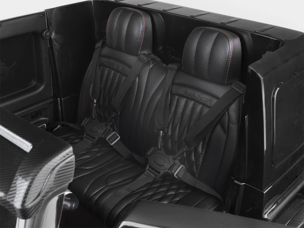 Jokomisiada Baterijomis varomas automobilis Mercedes G klasės 63 AMG 4x4 Panelinis radijas 2 asmenims PA0309