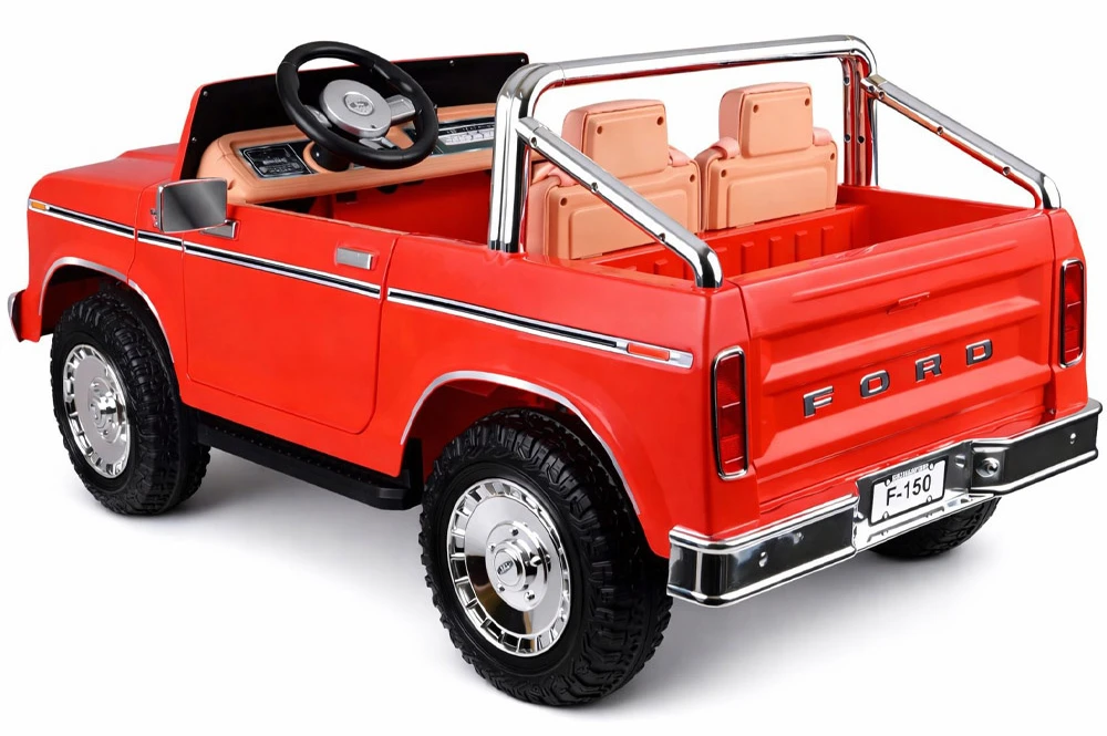 Jokomisiada Baterija varomas dvivietis klasikinis „Ford Bronco“ pikapas PA0338