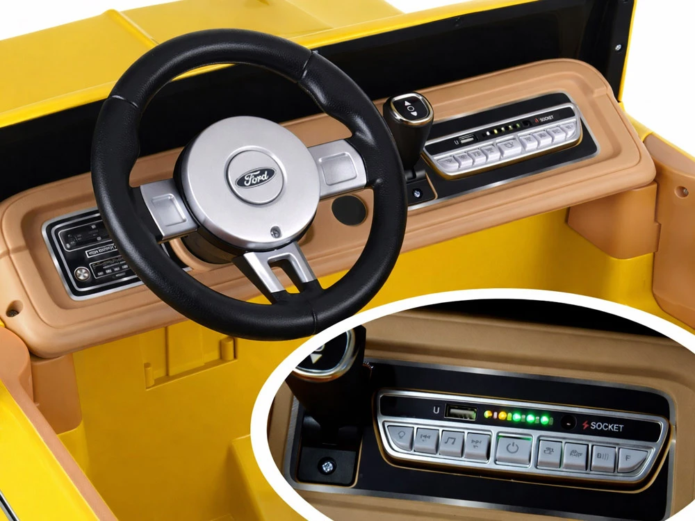Jokomisiada Baterija varomas dvivietis klasikinis „Ford Bronco“ pikapas PA0338