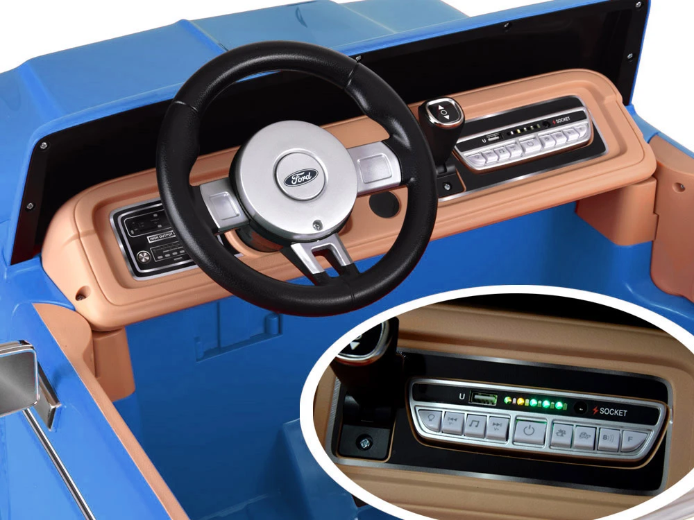 Jokomisiada Baterija varomas dvivietis klasikinis „Ford Bronco“ pikapas PA0338