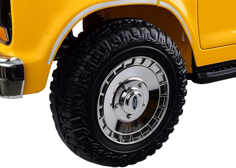 Jokomisiada Baterija varomas dvivietis klasikinis „Ford Bronco“ pikapas PA0338