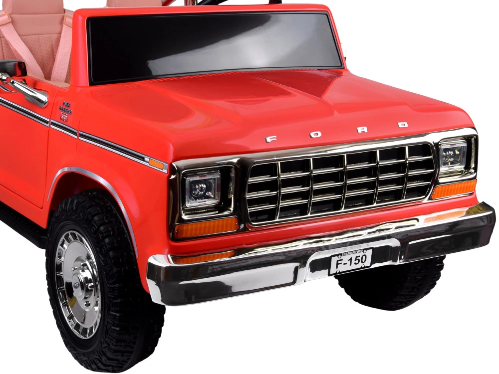 Jokomisiada Baterija varomas dvivietis klasikinis „Ford Bronco“ pikapas PA0338