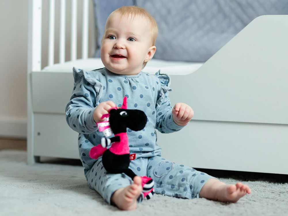 Contrasting cuddly toy Unicorn from ZA4139