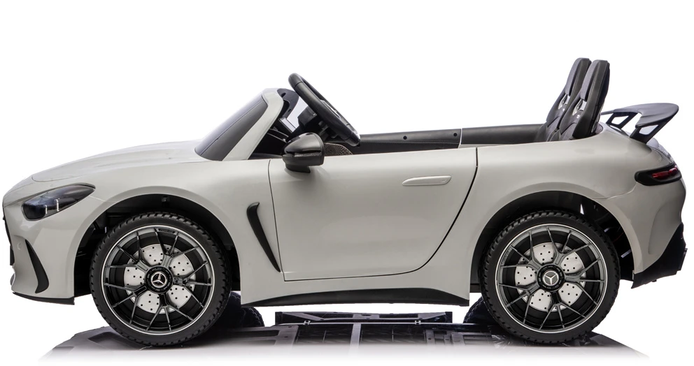 Jokomisiada Mercedes AMG GT63 – Baterija-Powered Ride-On Car for Children PA0341