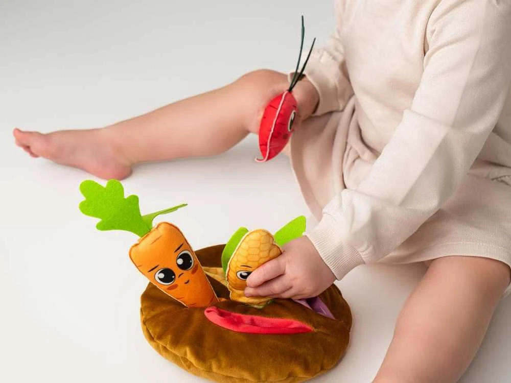 Momscare Mom's Care lavinantis sensorinis žaislas Daržoves ZA5392