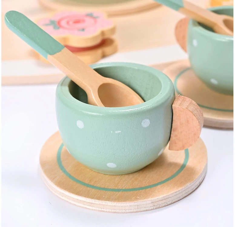 Jokomisiada Wooden tea set PISTACHIO for children, 15 accessories ZA6611