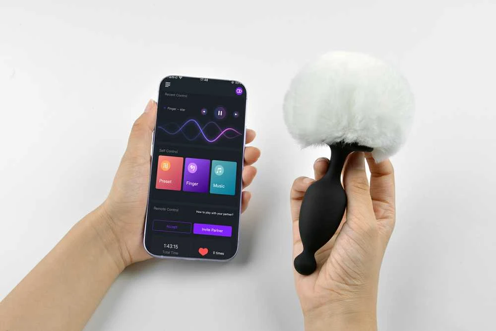 Magic Motion – Bunny App valdomas vibruojantis Bunny Tail analinis kištukas