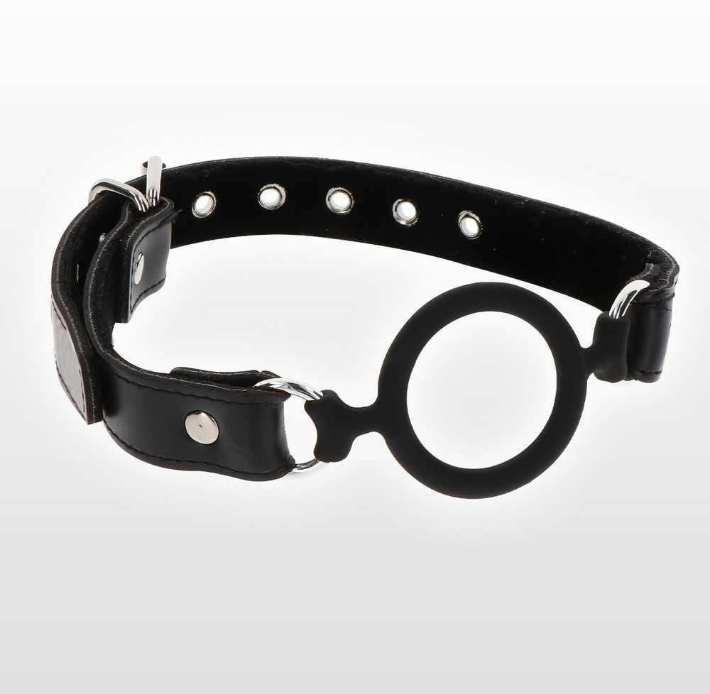 Taboom Atidarykite „Ring Gag“.