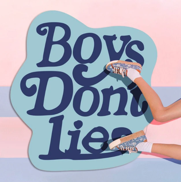 Dekoratyvinis minkštas kilimas „Boy's don't lie“ 120 x 120 cm - mėlynas