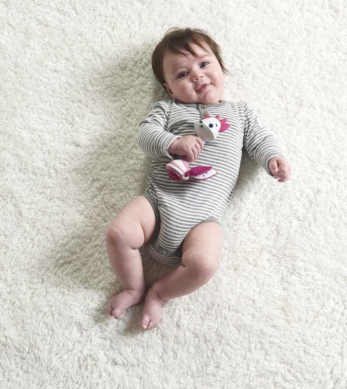 Tiny Love barškutis kramtukas elniukė