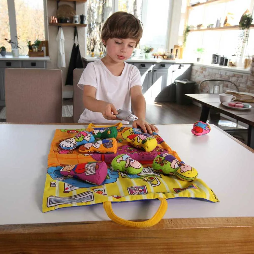 K's Kids žaidimų kilimėlis su žaislais – šeimai
