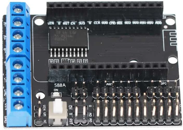 „L293D“ variklio valdiklis ESP8266 „WiFi ESP12E LUA“ - juoda