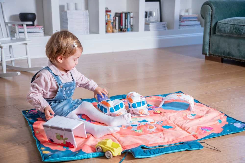 Miniland Zabawki Edukacyjne Edukaciniai žaislai - jutiminis erdvės kilimėlis