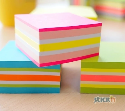 Stickxb4N Lipnūs lapeliai Stick´n, 51x51mm, 250 lapelių, rožinės spalvos atspalviai