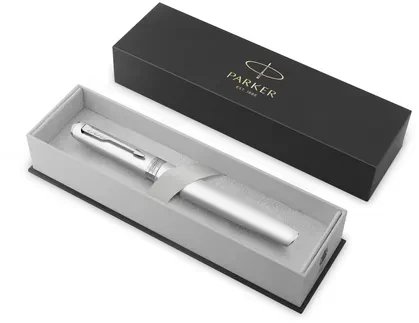 Plunksnakotis Parker Meridian Chrome CT, M storio plunksna