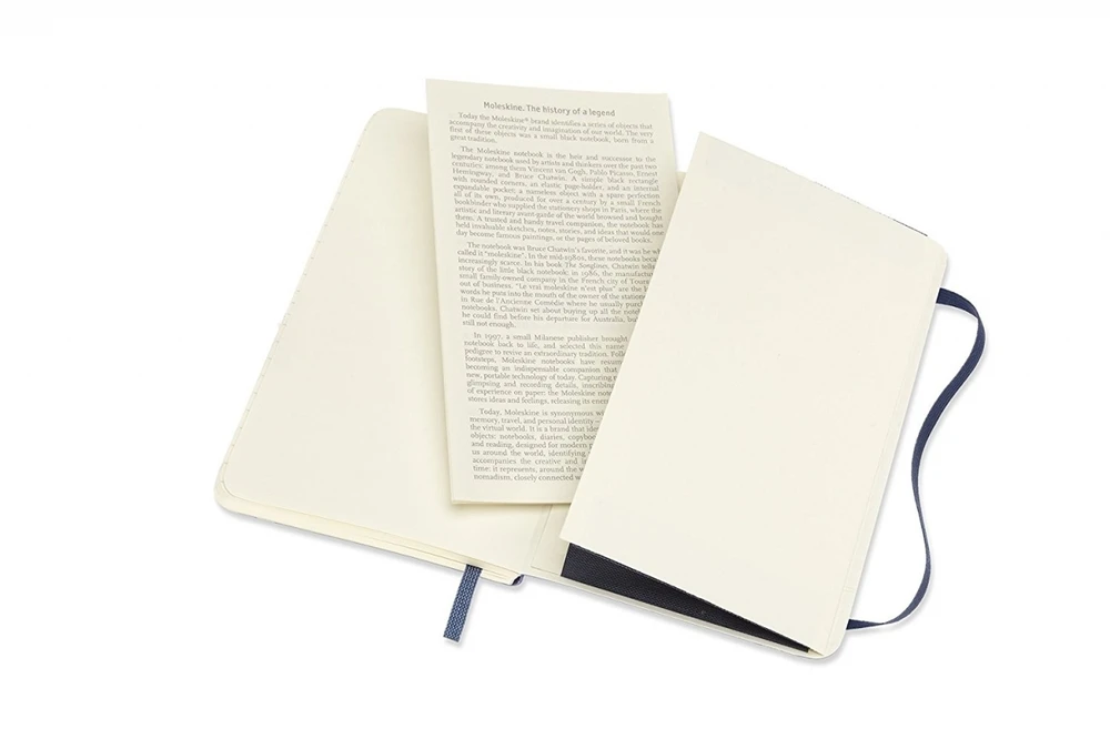 Užrašų knygutė Moleskine Classic 9x14cm, linijomis, minkštu viršeliu, mėlynos spalvos