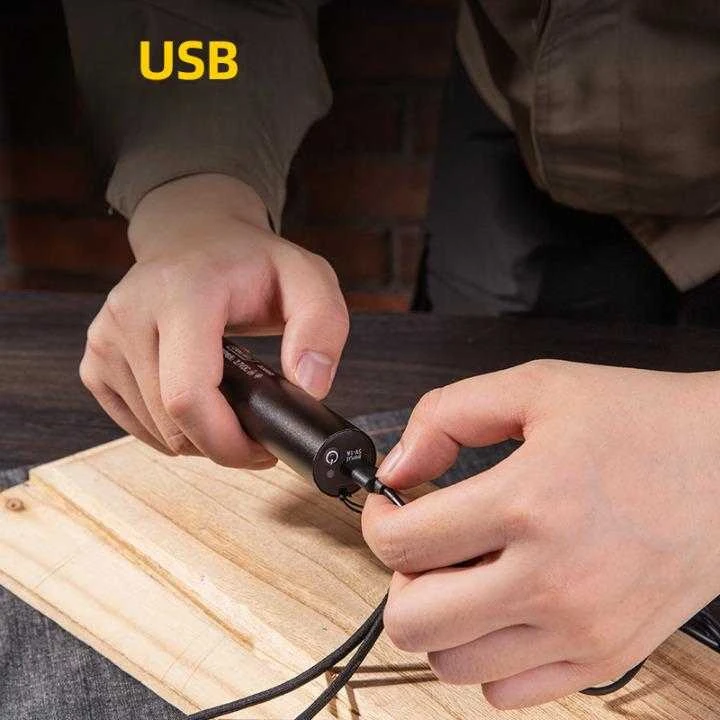 Žibintuvėlis DELI su 3W baterija 1200mAh LED aliuminio korpusu