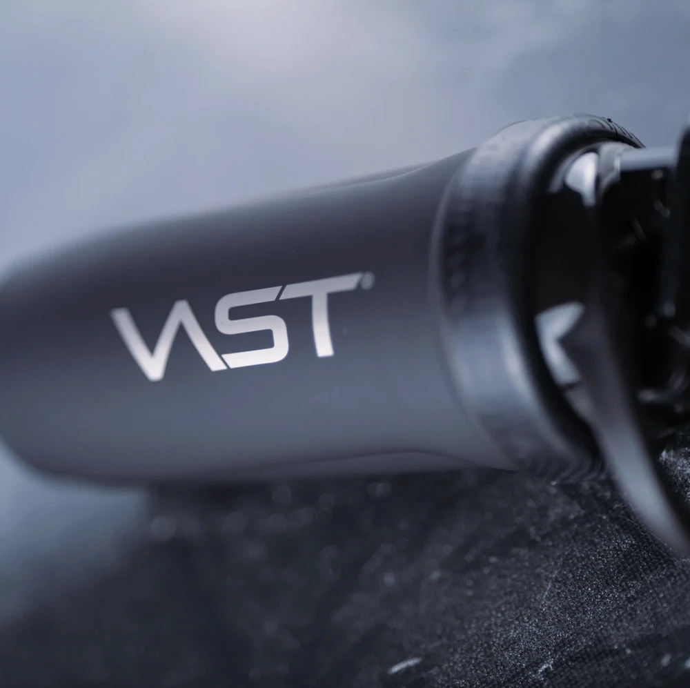 Gertuvė Vast Sports VAST Smartshake Stainless Steel Shaker 900 ml Juodas