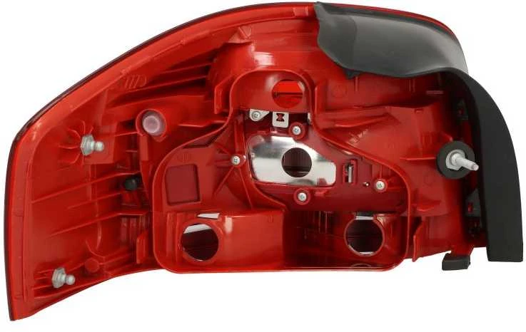 Galinis žibintas TYC Audi A3 2004-2012