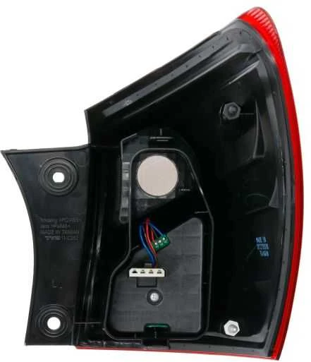 Galinis žibintas TYC Nissan Qashqai J10, J10E 2010-2013