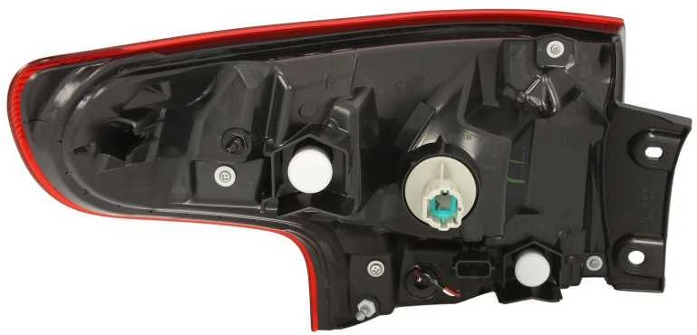 Galinis žibintas TYC Nissan Qashqai J11 2013-