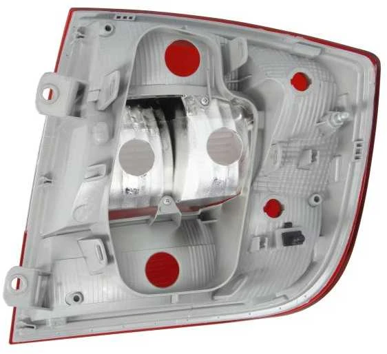 Galinis žibintas TYC Skoda Rapid Hečbekas 2012-