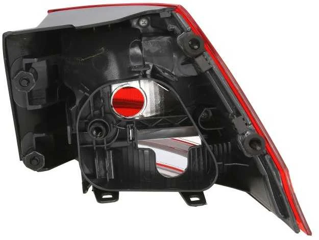 Galinis žibintas TYC VW Golf VII Universalas 2013-
