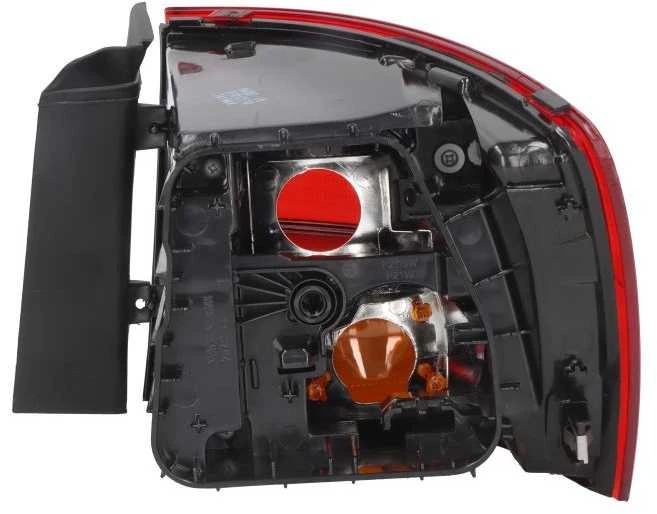 Galinis žibintas TYC VW Jetta VI 2010-