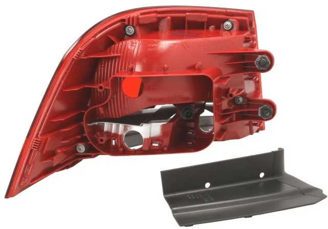 Galinis žibintas TYC VW Passat B7 Universalas 2010-2014