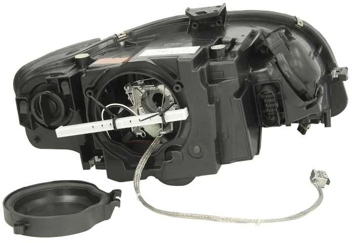 Priekinis žibintas TYC Audi A4 B7 2004-