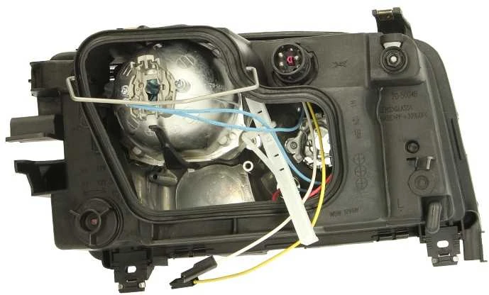 Priekinis žibintas TYC Audi A6 C4 1994-1997