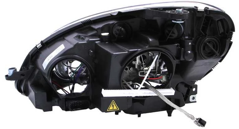 Priekinis žibintas TYC Mercedes Benz C klasė W204, S204 2007-2010