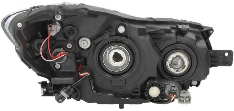 Priekinis žibintas TYC Subaru Impreza, XV 2011-