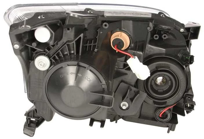 Priekinis žibintas TYC Toyota Avensis T25 2003-