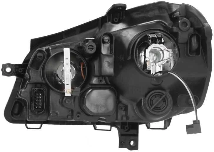Priekinis žibintas TYC VW Polo IV 2001-