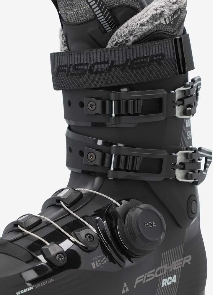 Moteriški kalnų slidinėjimo batai Fischer RC4 95 MV VAC BOA Juodas