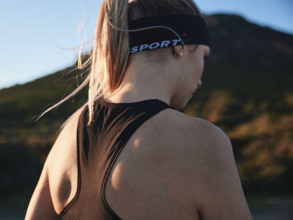 COMPRESSPORT PERFORMANCE moteriški berankoviai marškinėliai