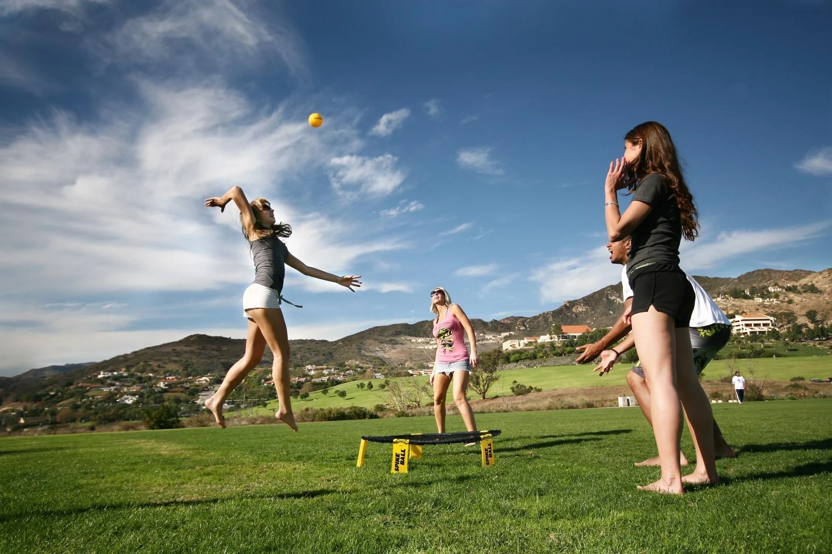 Brookline Spikeball žaidimo komplektas