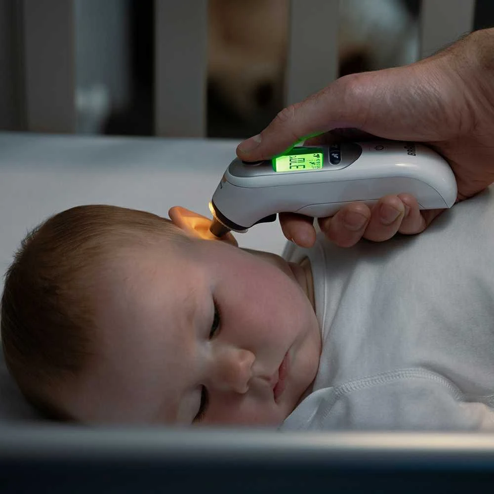 Braun IRT6525 Thermoscan 7+ ausų termometras su naktiniu režimu