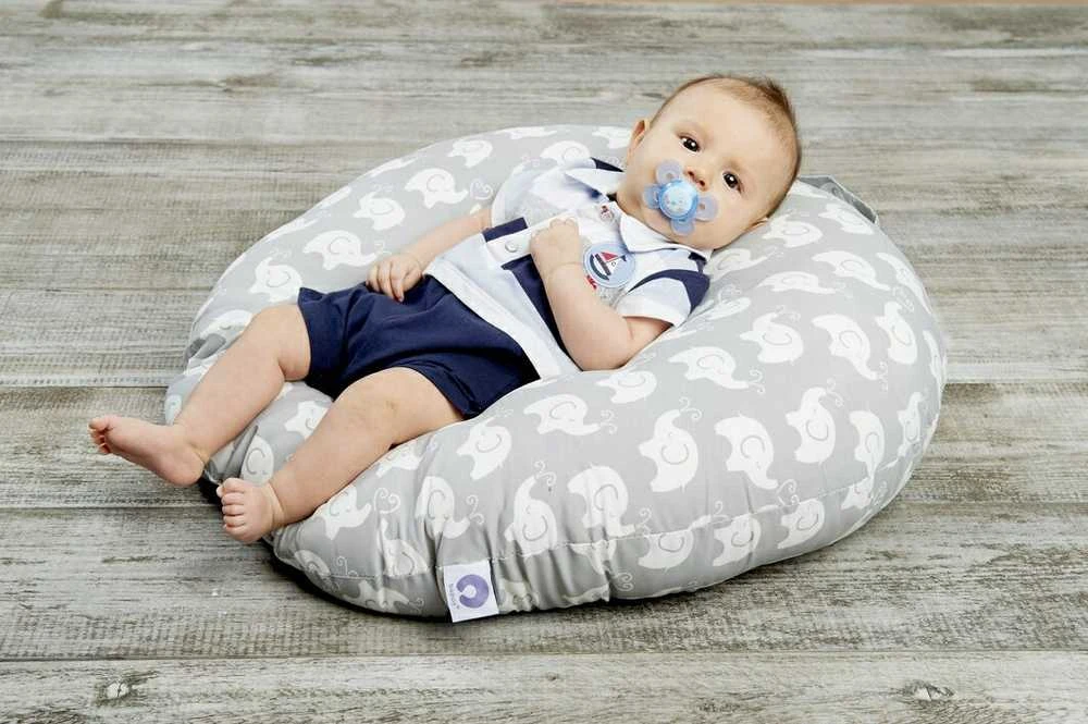 CHICCO Ortodontinis žindukas PHYSIO COMFORT su sterilizavimo dėklu, 6-12M, Iš "Mum effect" silikono