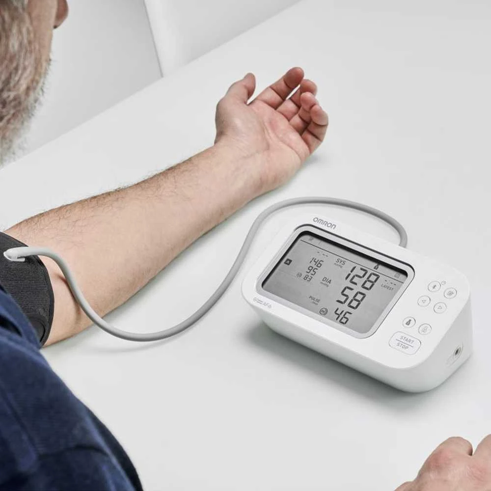 Omron HEM-7380-E kraujospūdžio matuoklis, žasto, automatinis, 2 naudotojai